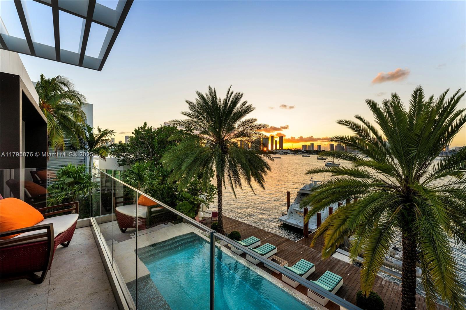 441 N Hibiscus Dr, Miami Beach FL 33139
