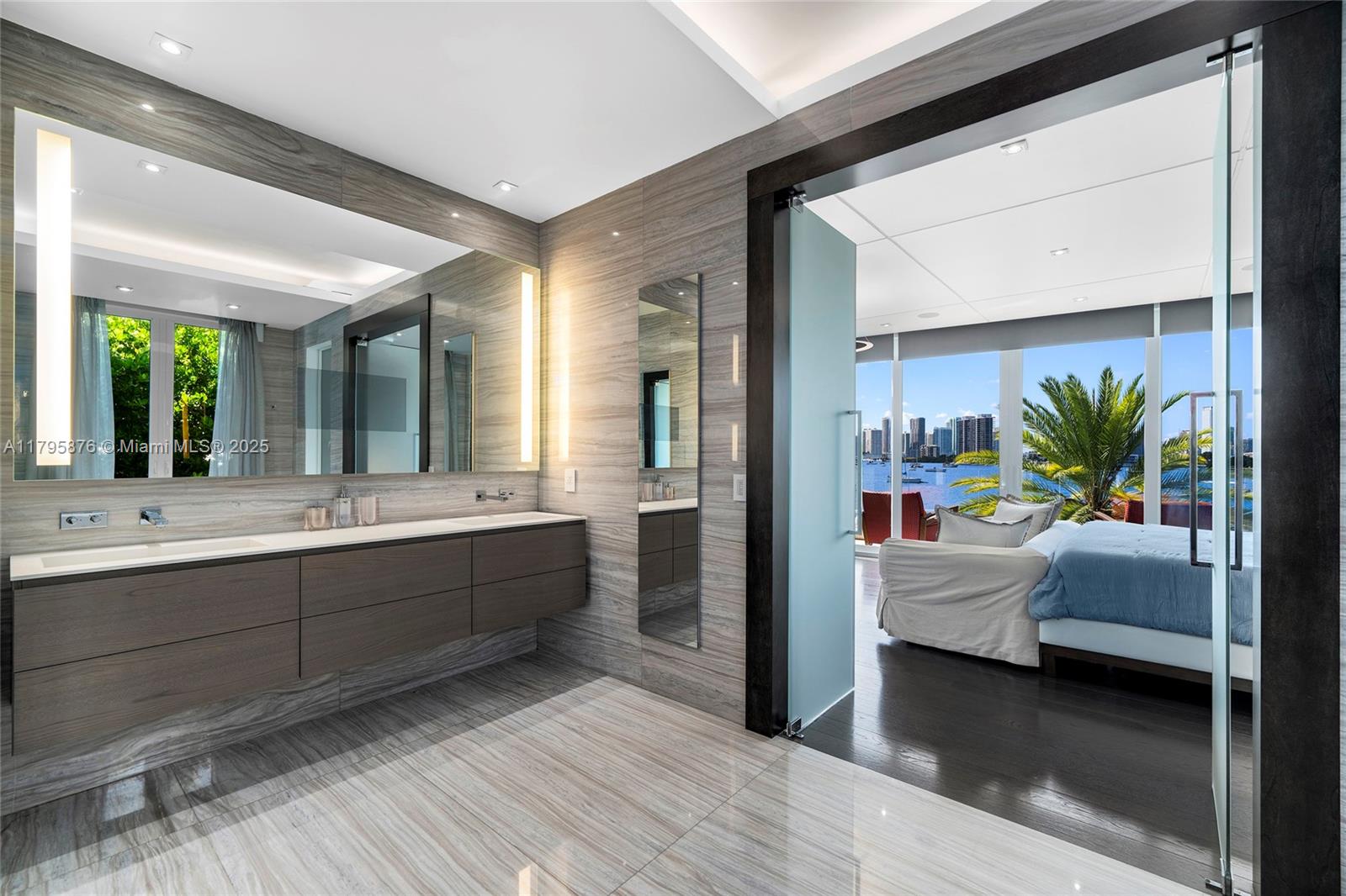 441 N Hibiscus Dr, Miami Beach FL 33139