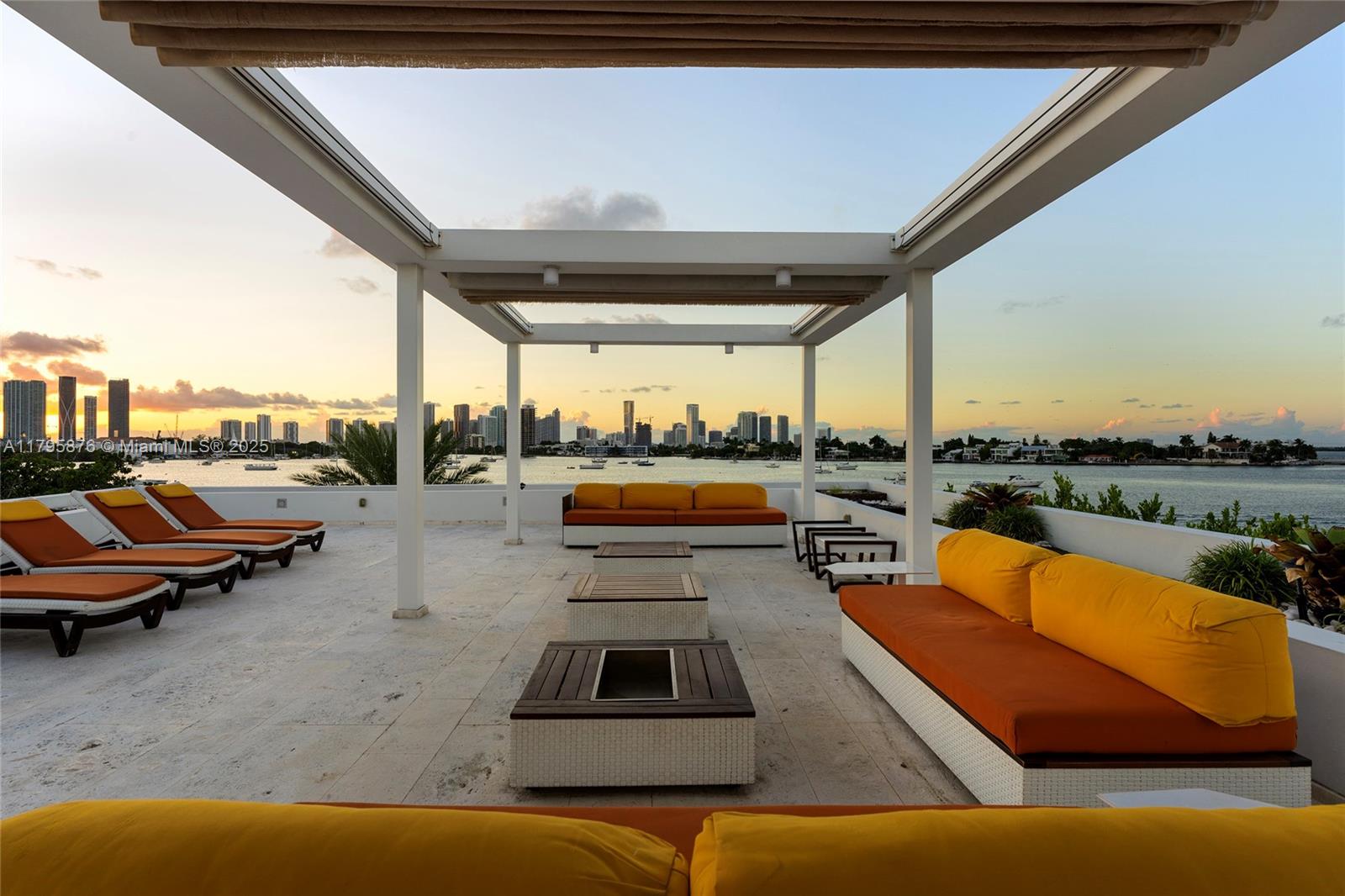 441 N Hibiscus Dr, Miami Beach FL 33139