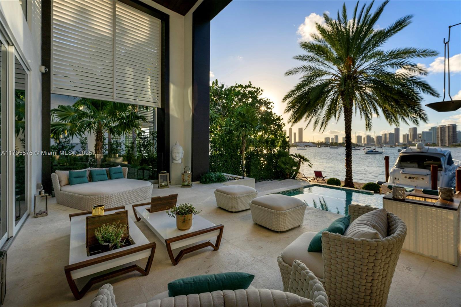 441 N Hibiscus Dr, Miami Beach FL 33139