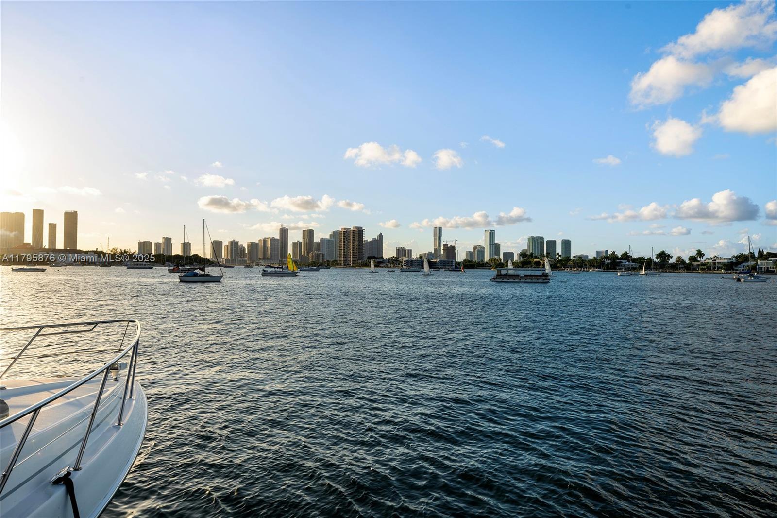 441 N Hibiscus Dr, Miami Beach FL 33139