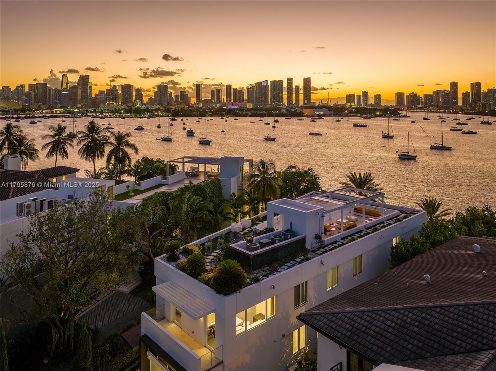 441 N Hibiscus Dr, Miami Beach FL 33139