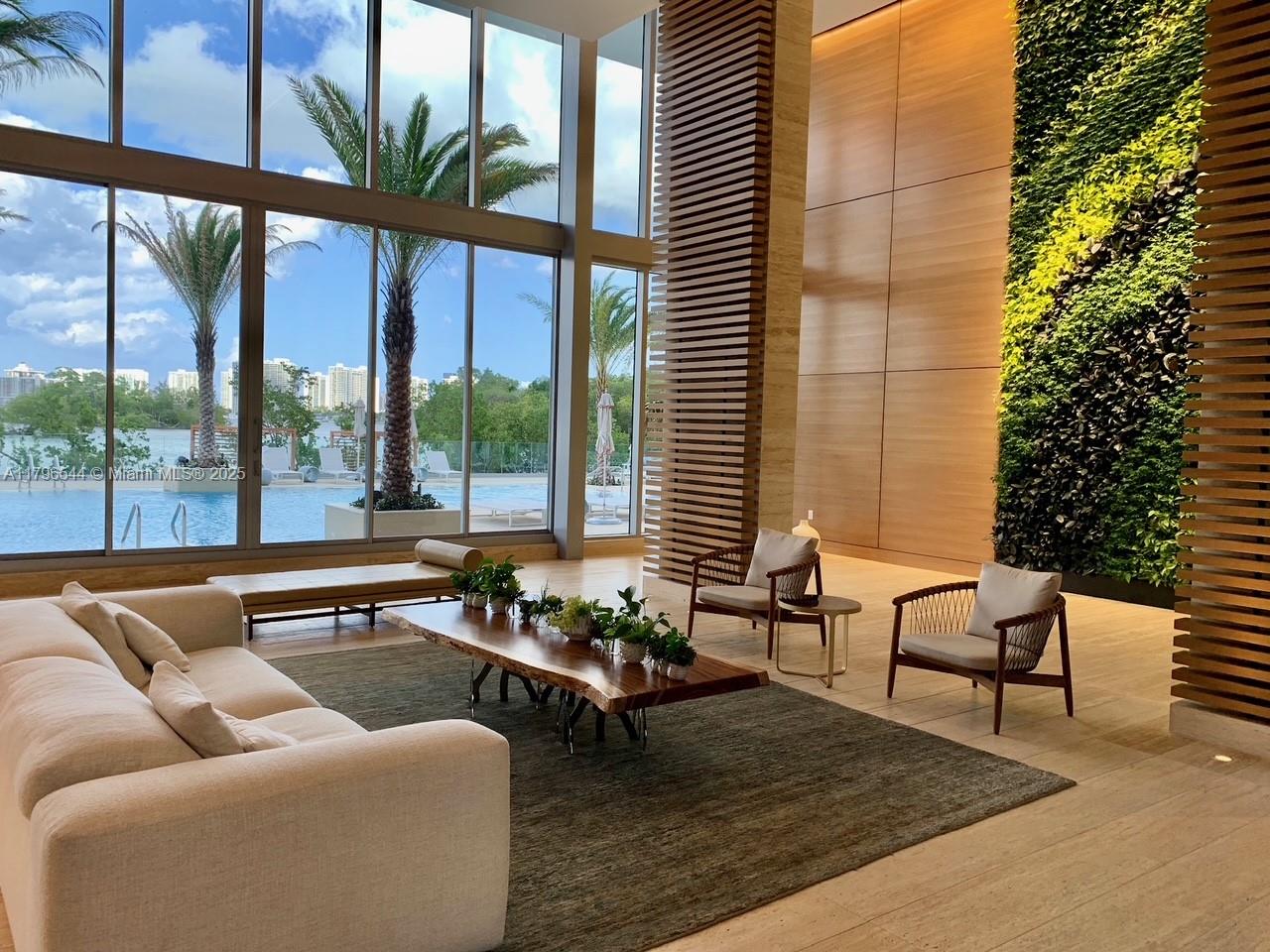 16385 Biscayne Blvd #1806 +1 parking, North Miami Beach FL 33160