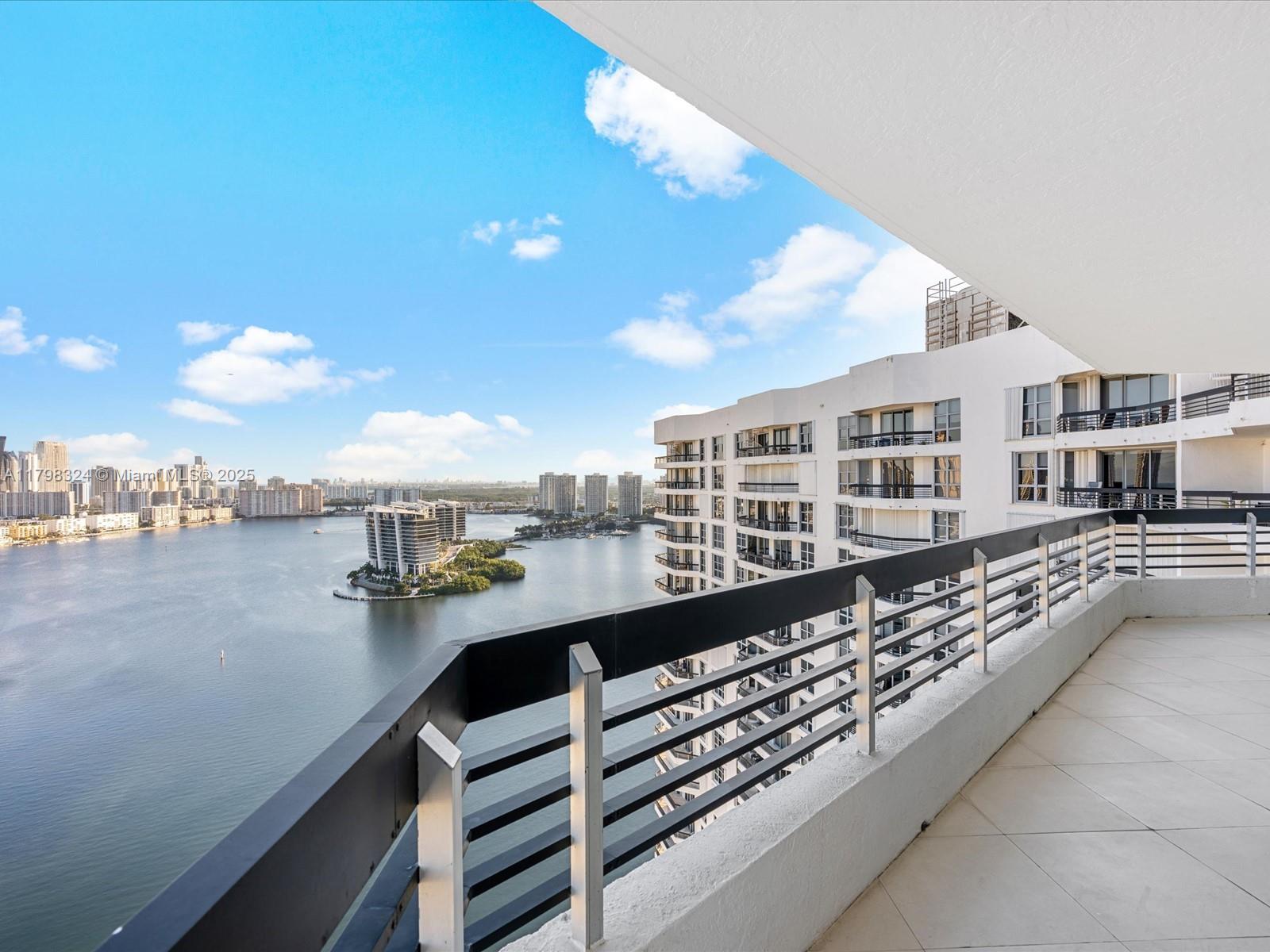 3530 Mystic Pointe Dr #3310 (LPH10), Aventura FL 33180