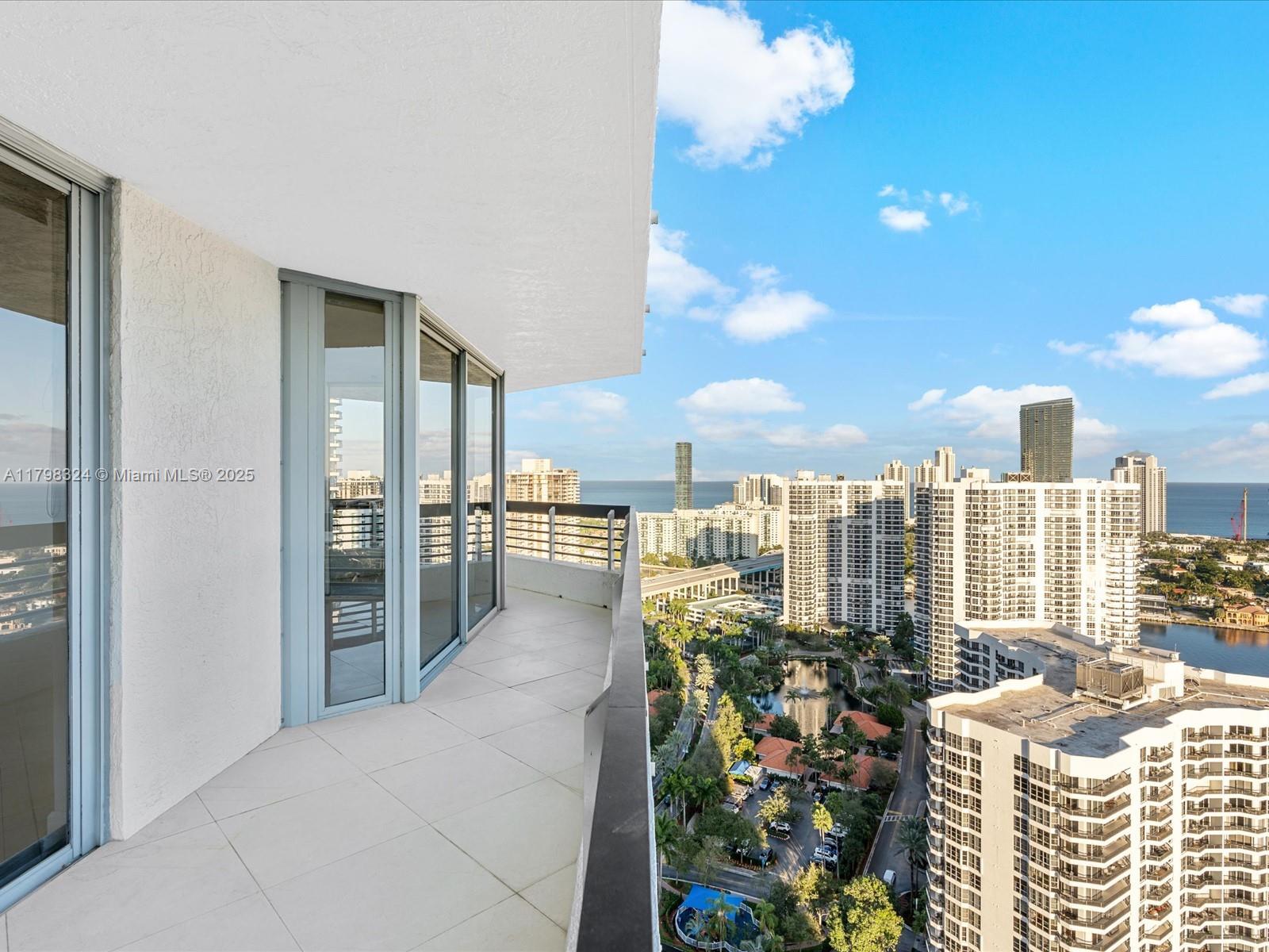 3530 Mystic Pointe Dr #3310 (LPH10), Aventura FL 33180