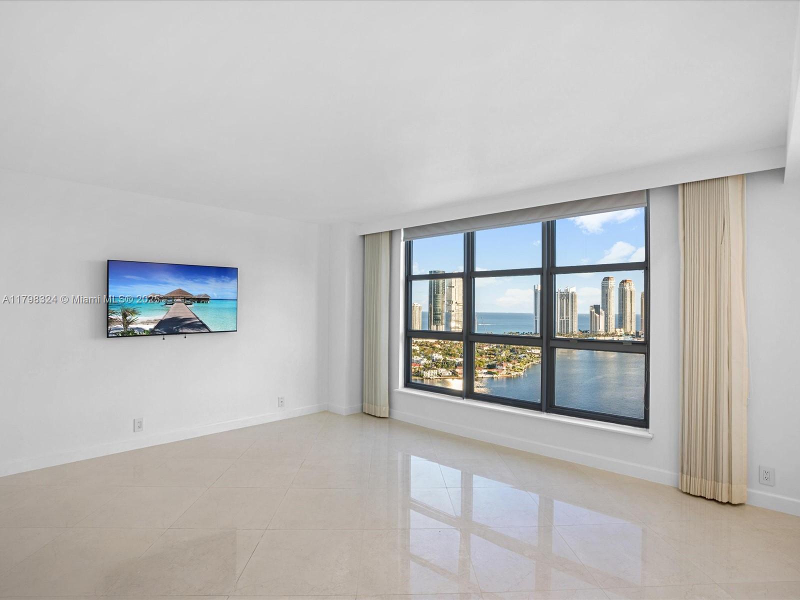 3530 Mystic Pointe Dr #3310 (LPH10), Aventura FL 33180