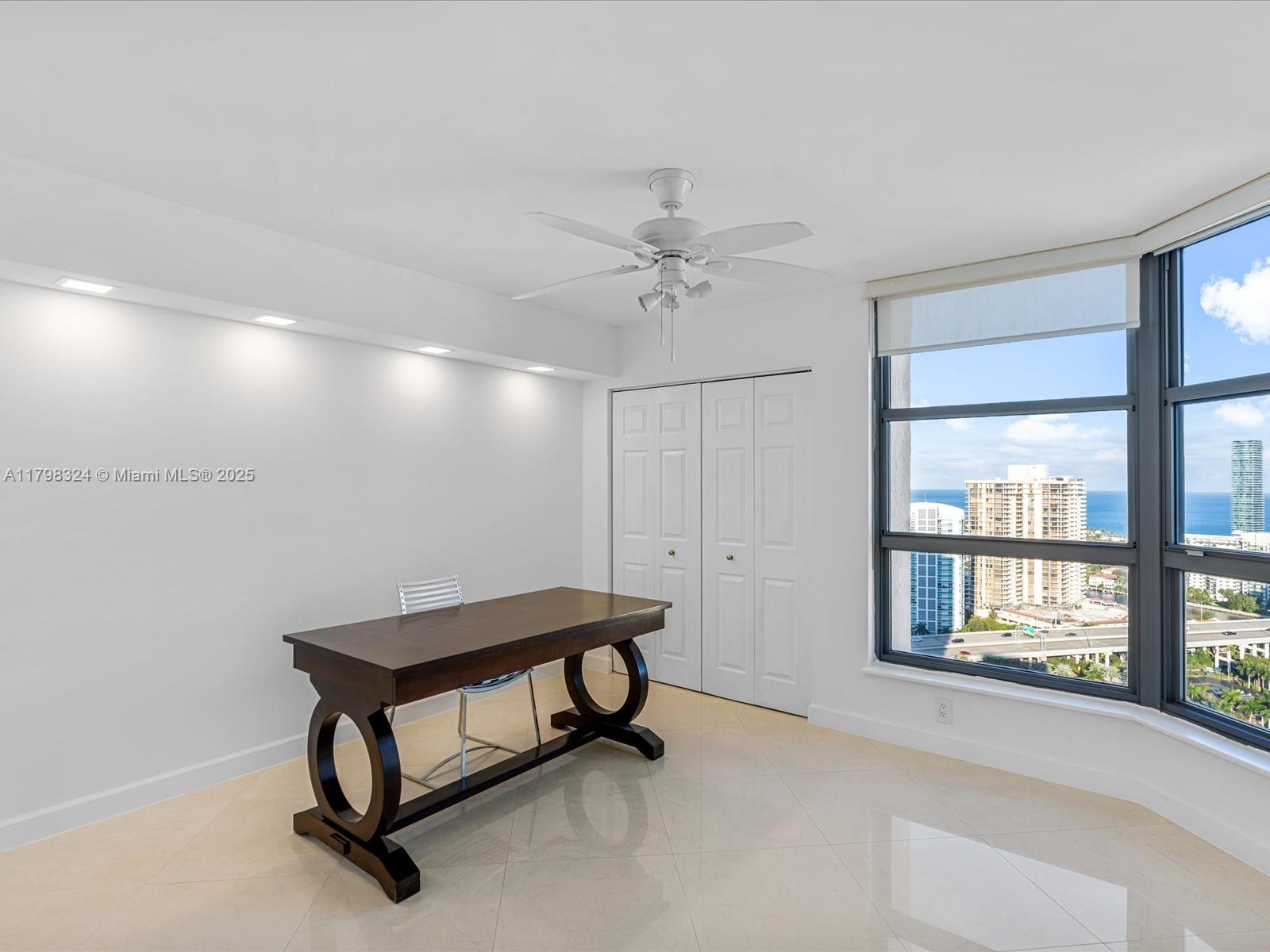 3530 Mystic Pointe Dr #3310 (LPH10), Aventura FL 33180