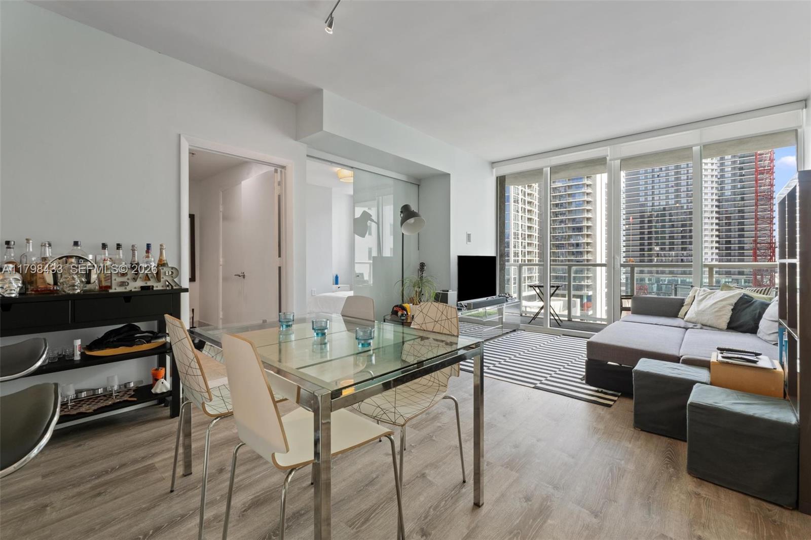 253 NE 2nd St #2201, Miami FL 33132