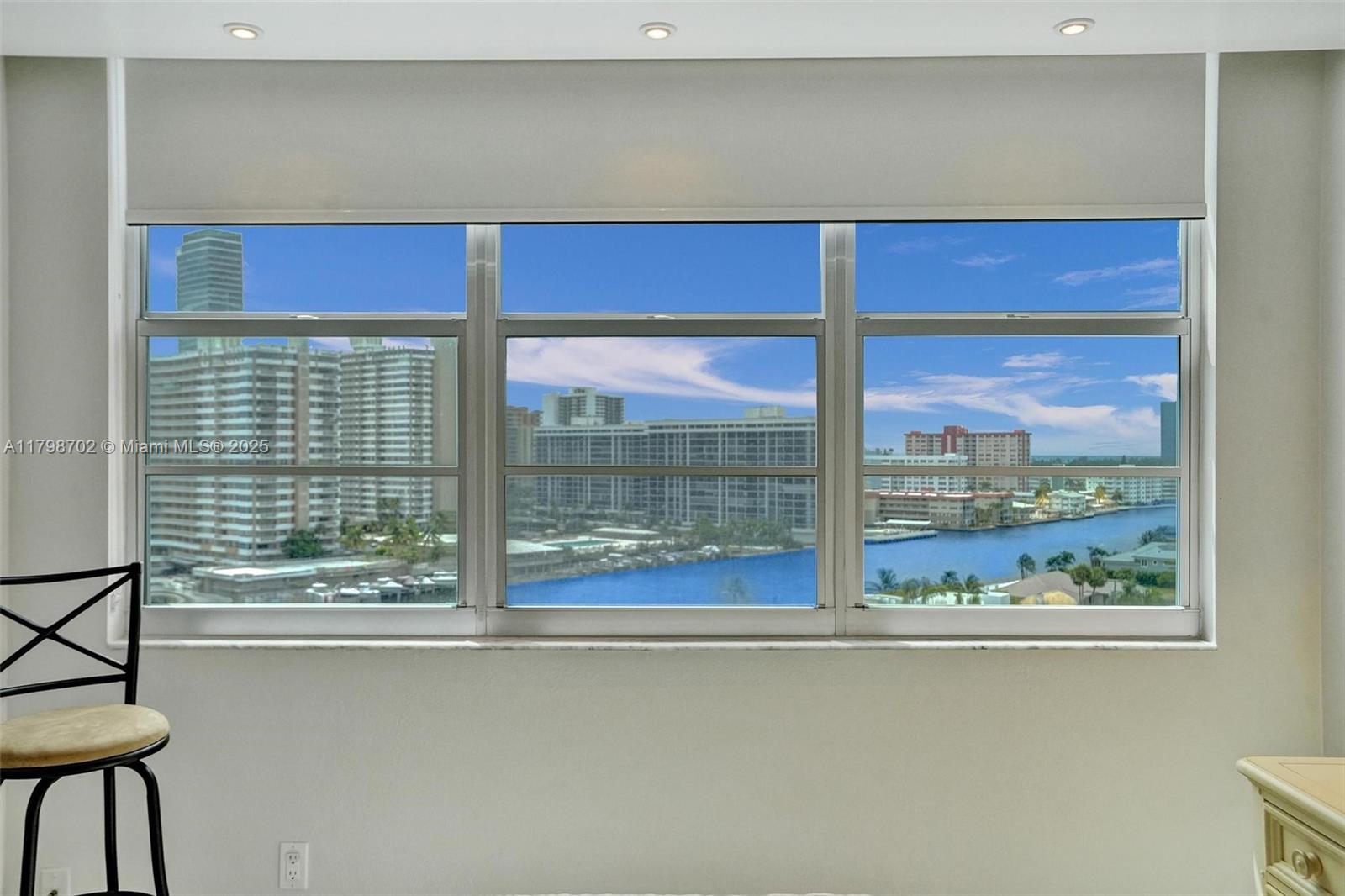 137 Golden Isles Dr #1105, Hallandale Beach FL 33009
