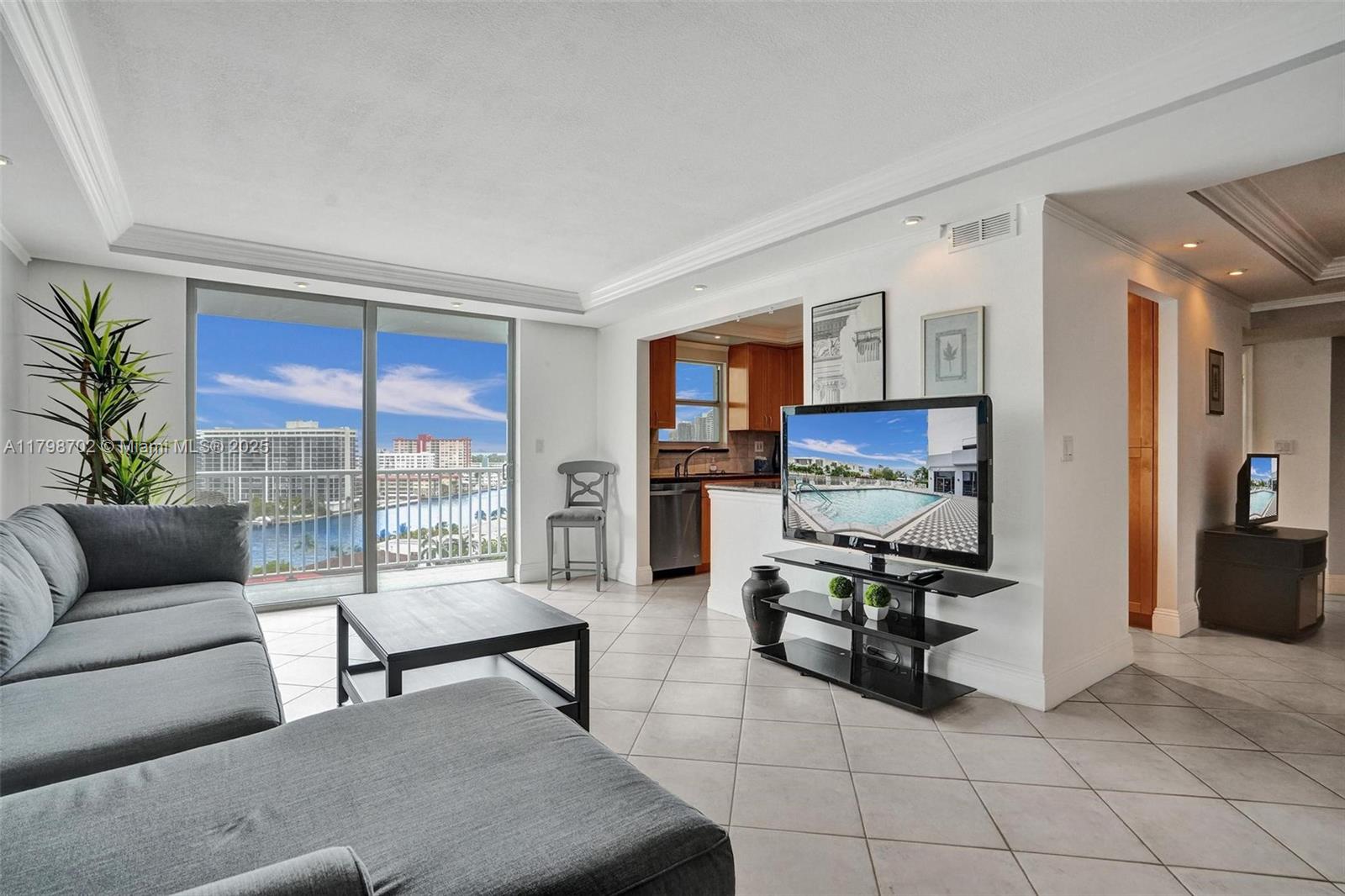 137 Golden Isles Dr #1105, Hallandale Beach FL 33009