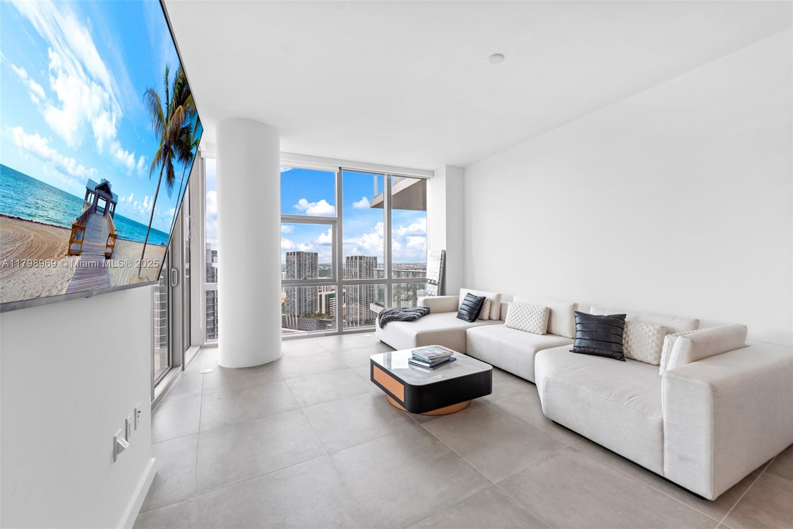 851 NE 1st Ave #4011, Miami FL 33132