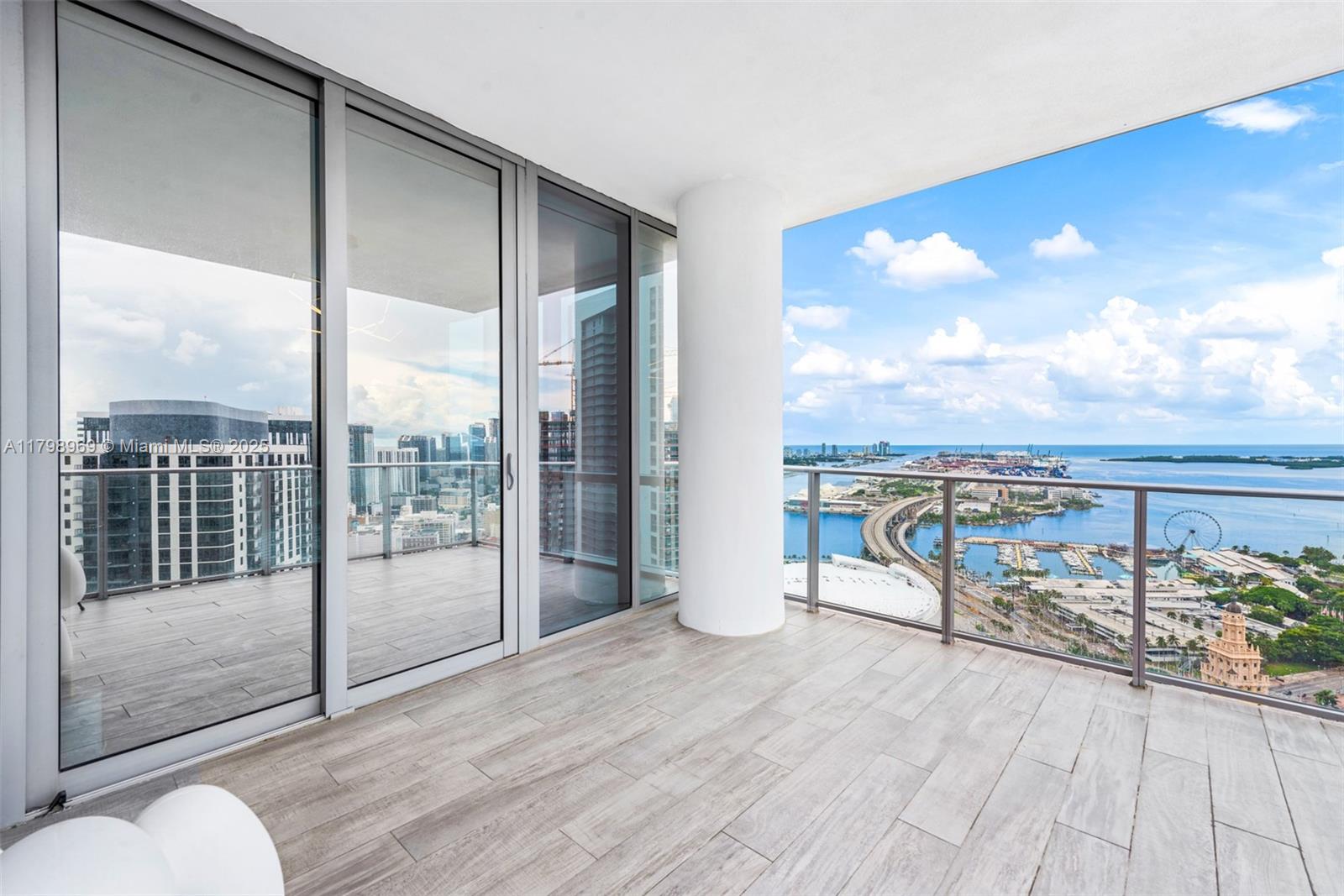 851 NE 1st Ave #4011, Miami FL 33132