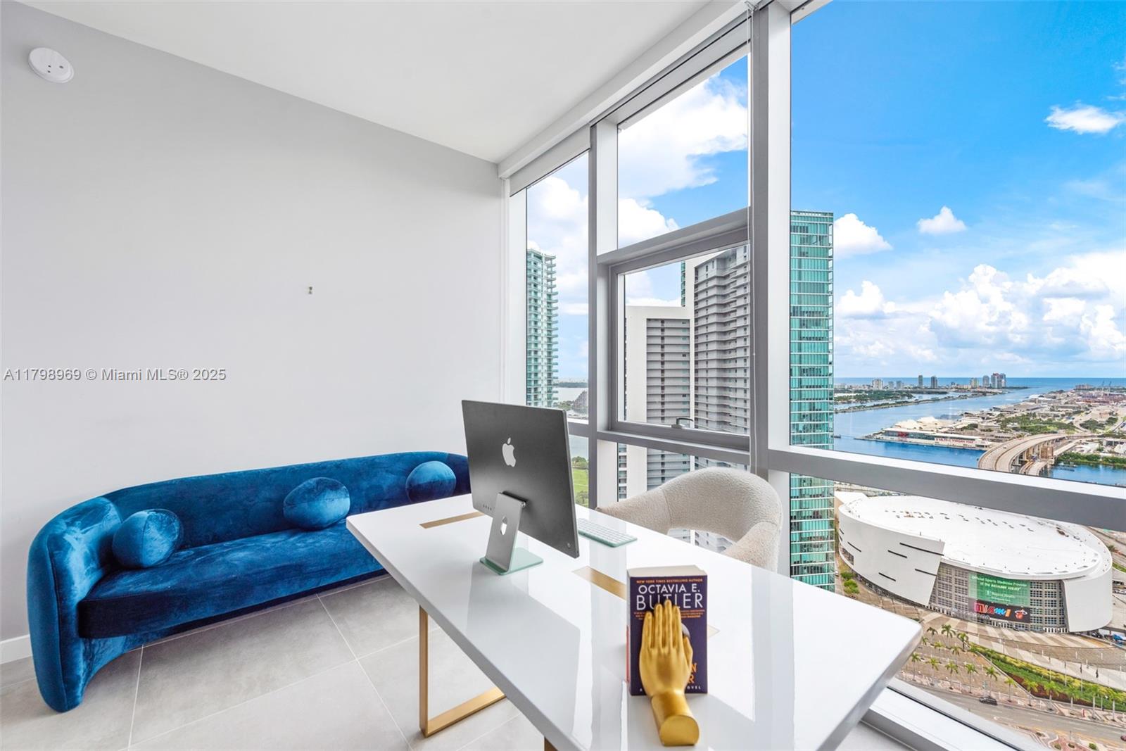 851 NE 1st Ave #4011, Miami FL 33132