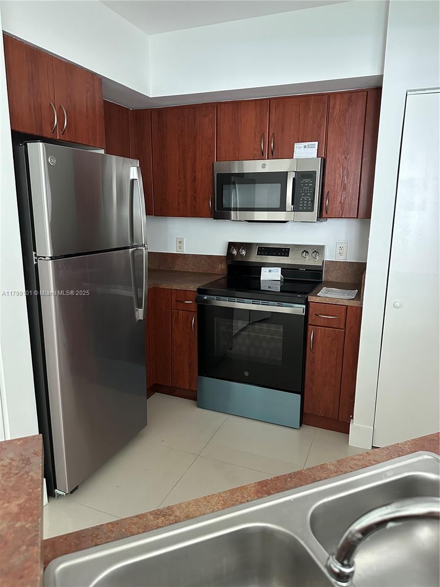 9201 Collins Ave #524, Surfside FL 33154
