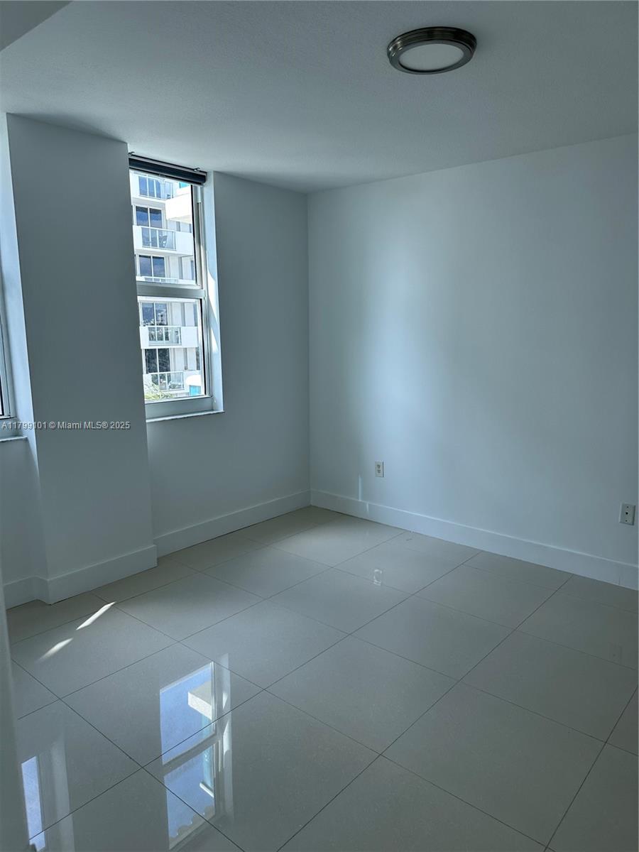 9201 Collins Ave #524, Surfside FL 33154