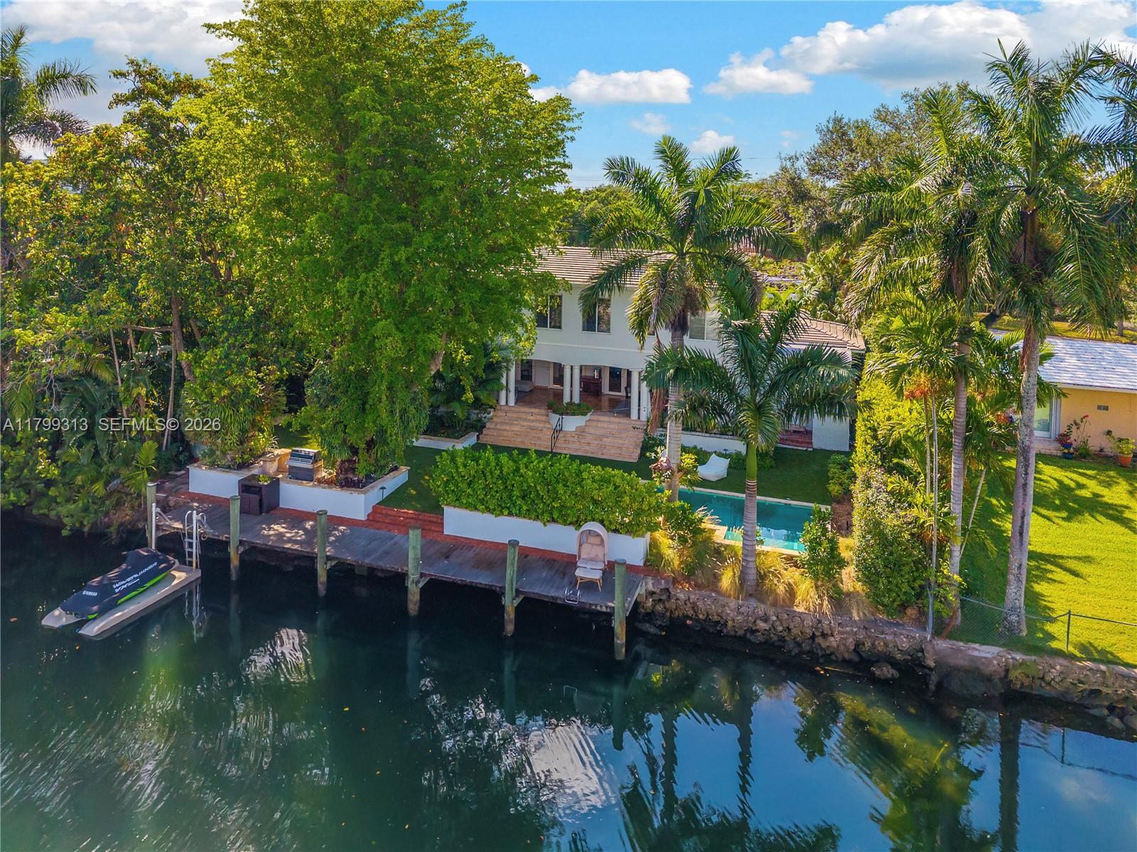 725 Vilabella Ave, Coral Gables FL 33146