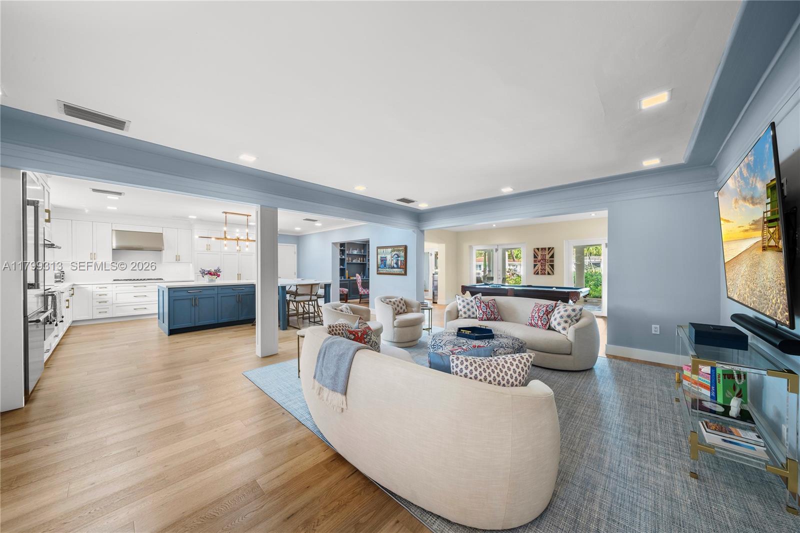 725 Vilabella Ave, Coral Gables FL 33146