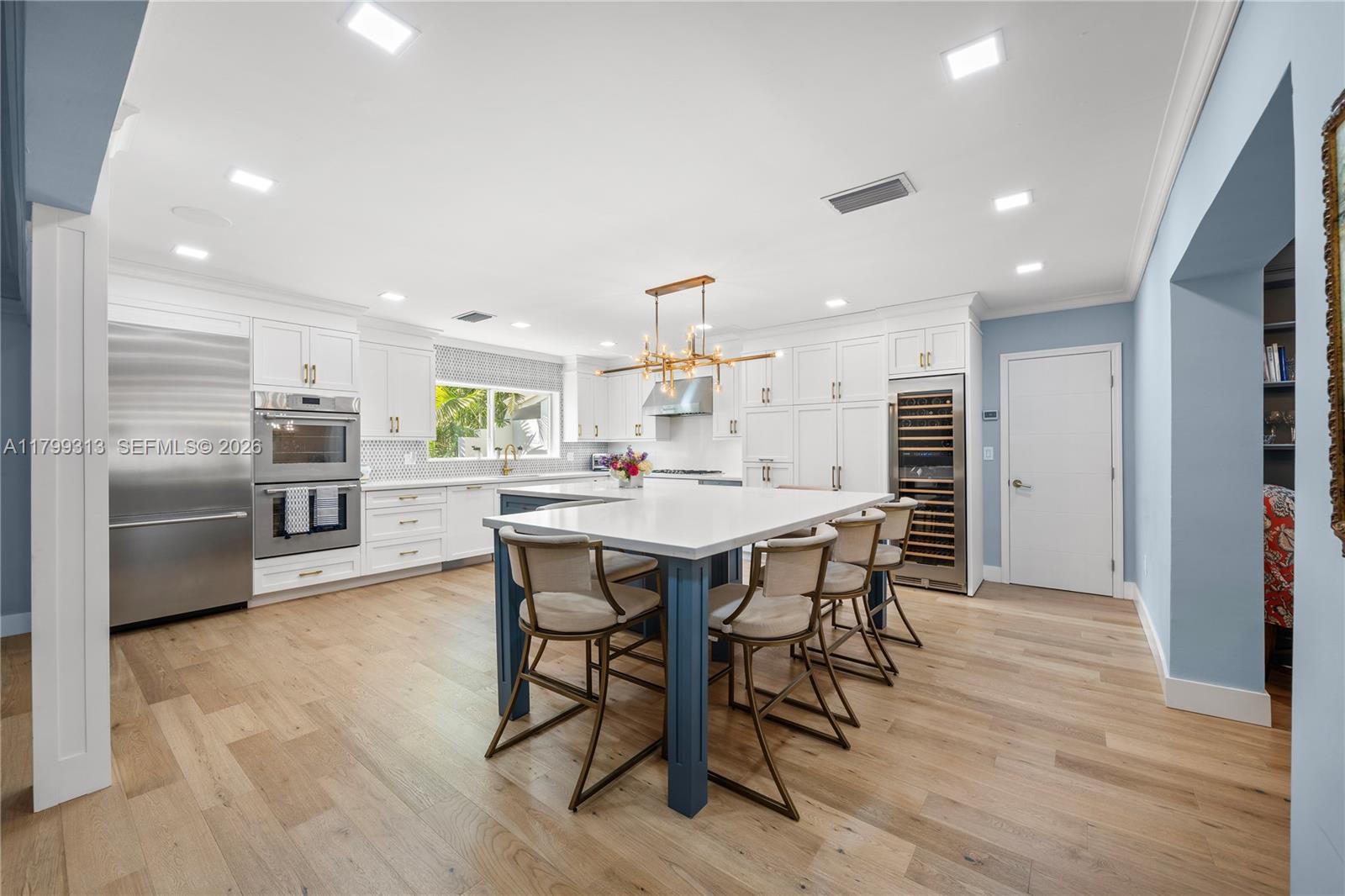 725 Vilabella Ave, Coral Gables FL 33146