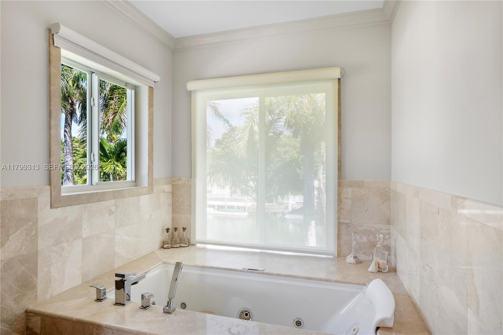 725 Vilabella Ave, Coral Gables FL 33146