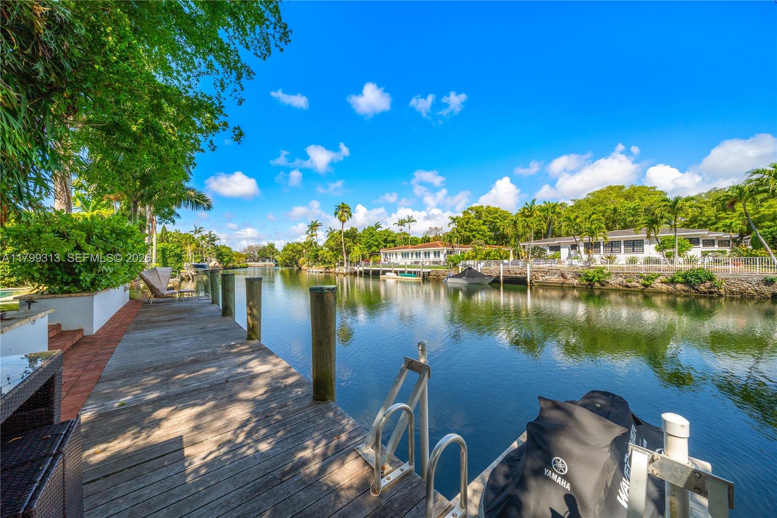 725 Vilabella Ave, Coral Gables FL 33146