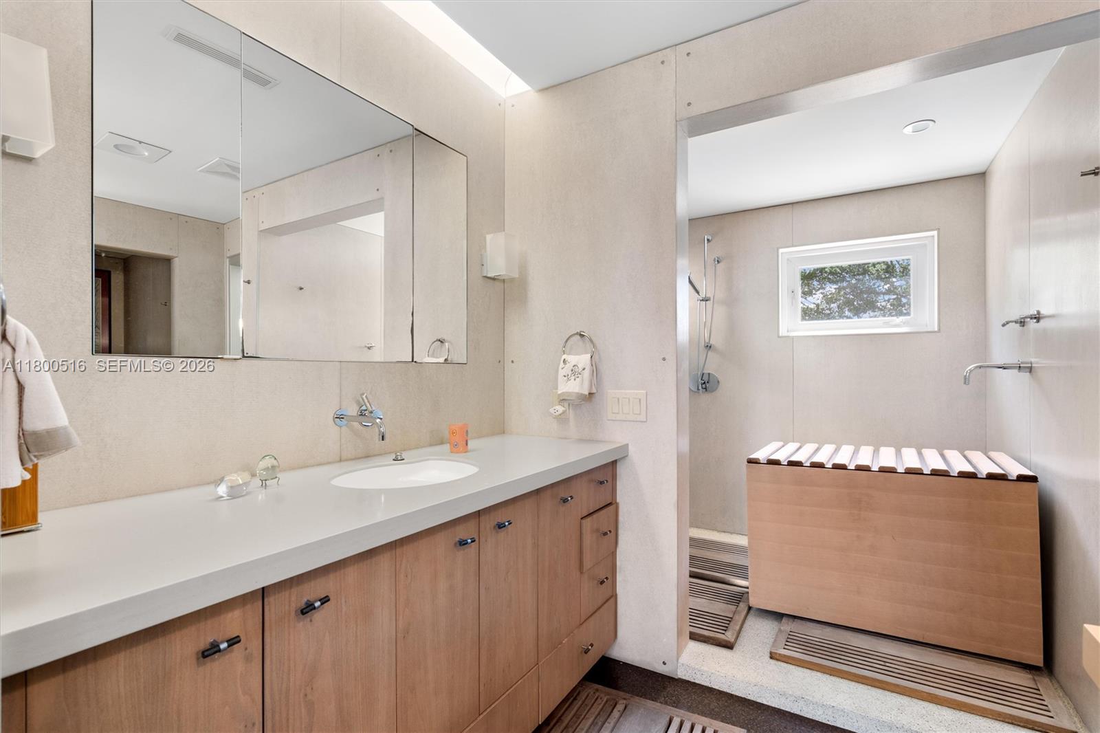 2500 Mercedes Dr, Fort Lauderdale FL 33316