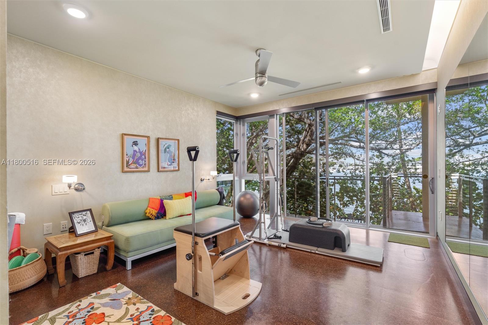 2500 Mercedes Dr, Fort Lauderdale FL 33316