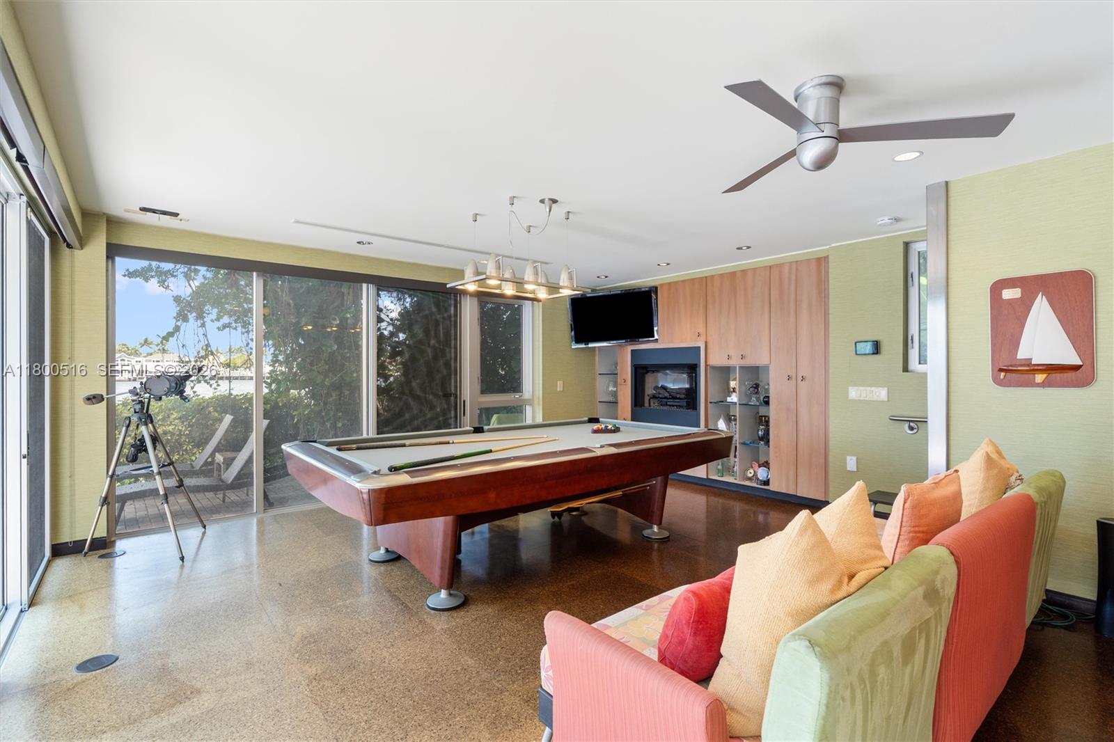 2500 Mercedes Dr, Fort Lauderdale FL 33316