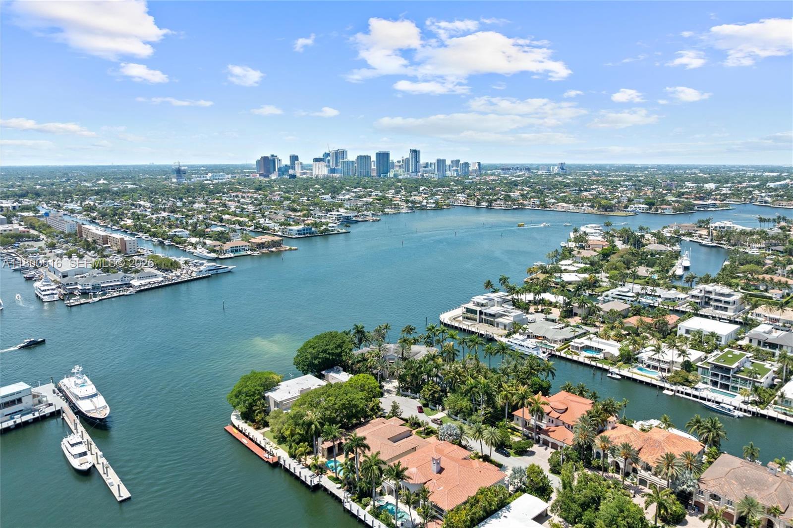 2500 Mercedes Dr, Fort Lauderdale FL 33316