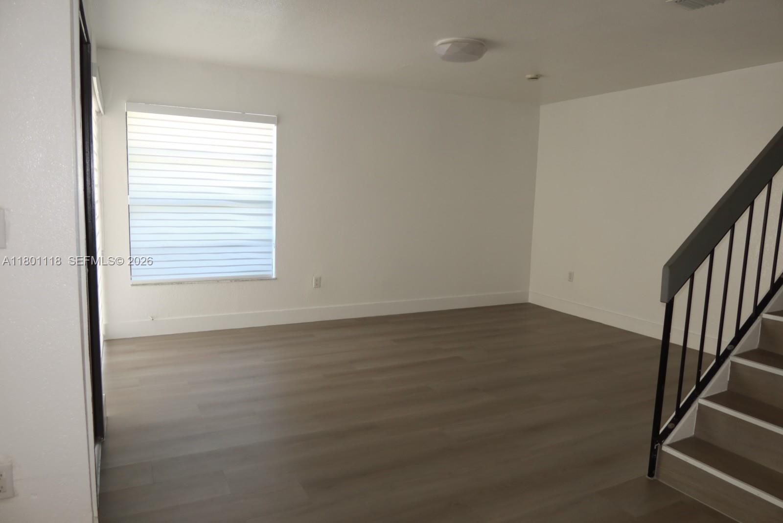 8098 NW 99th Ter, Hialeah Gardens FL 33016