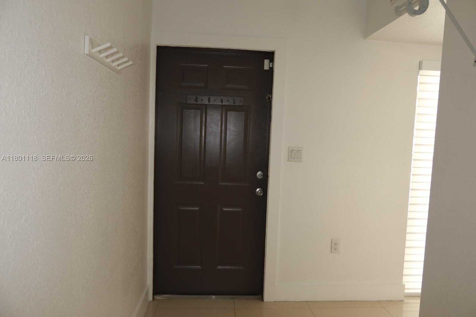 8098 NW 99th Ter, Hialeah Gardens FL 33016