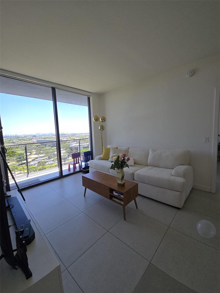 5350 NW 84th Ave #1207, Doral FL 33166
