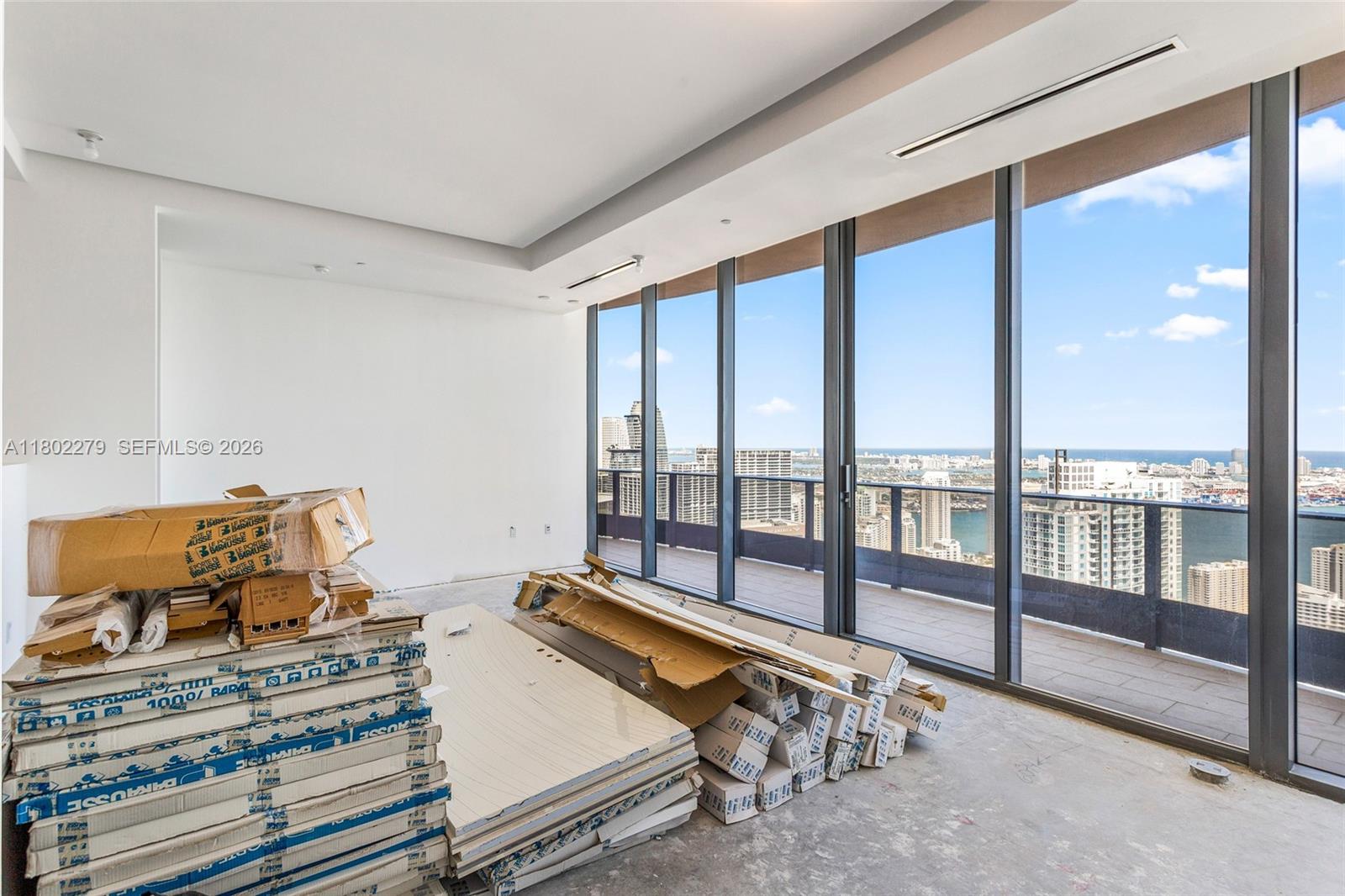 1000 Brickell Plz #UPH6201, Miami FL 33131