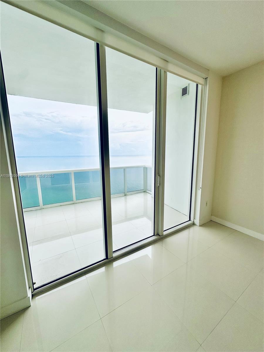 18201 Collins Ave #4808, Sunny Isles Beach FL 33160