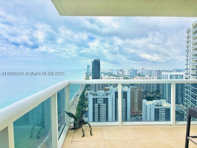 1830 S Ocean Dr #3702, Hallandale Beach FL 33009