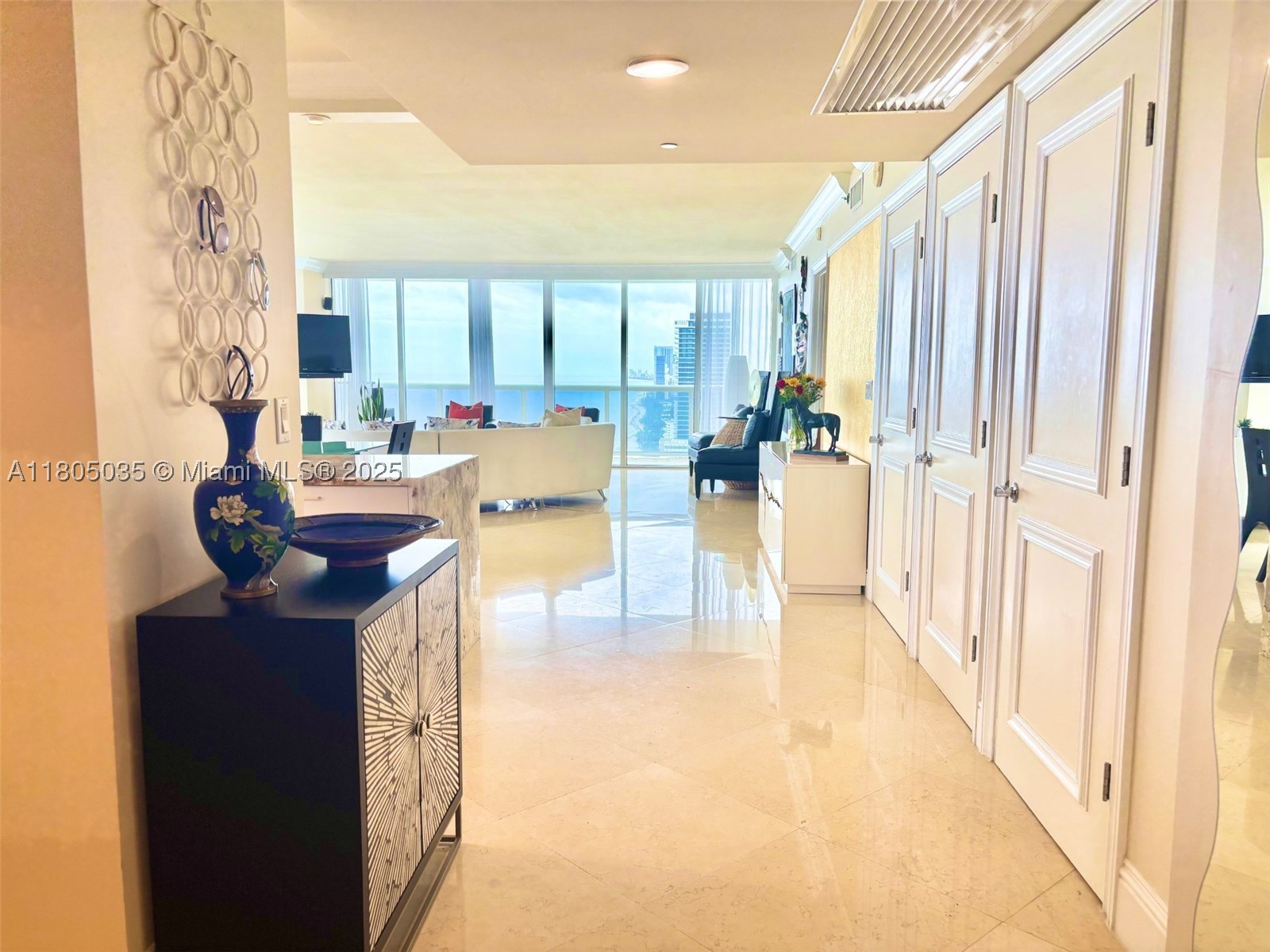 1830 S Ocean Dr #3702, Hallandale Beach FL 33009