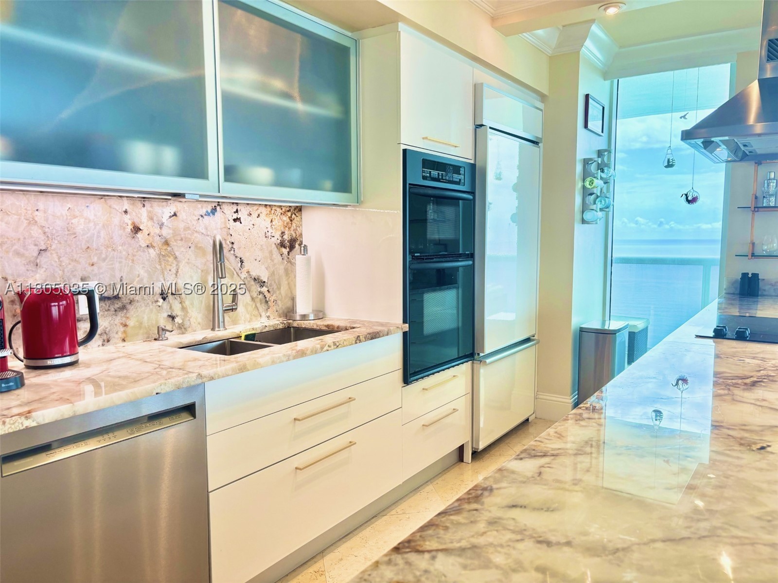 1830 S Ocean Dr #3702, Hallandale Beach FL 33009