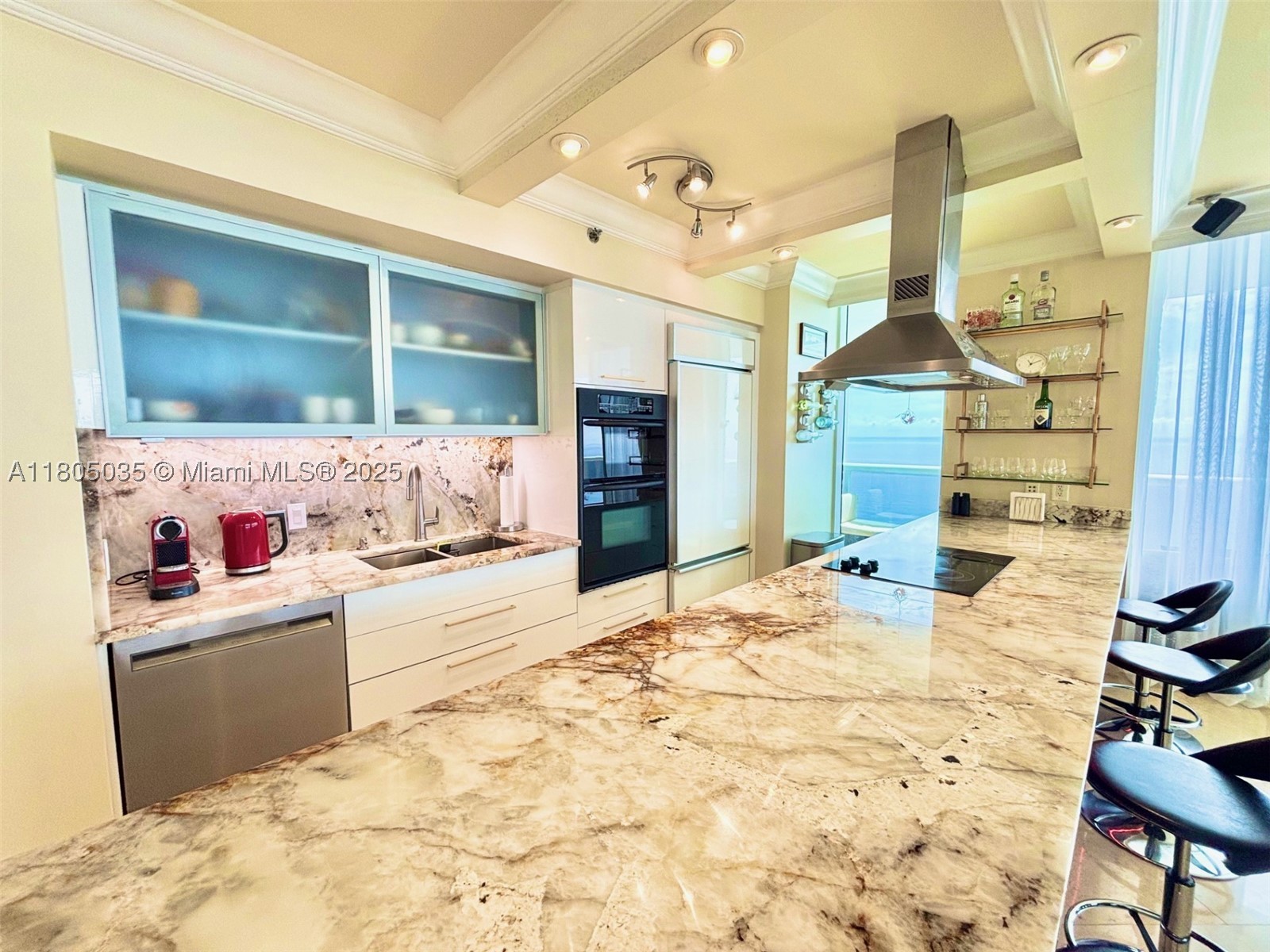 1830 S Ocean Dr #3702, Hallandale Beach FL 33009