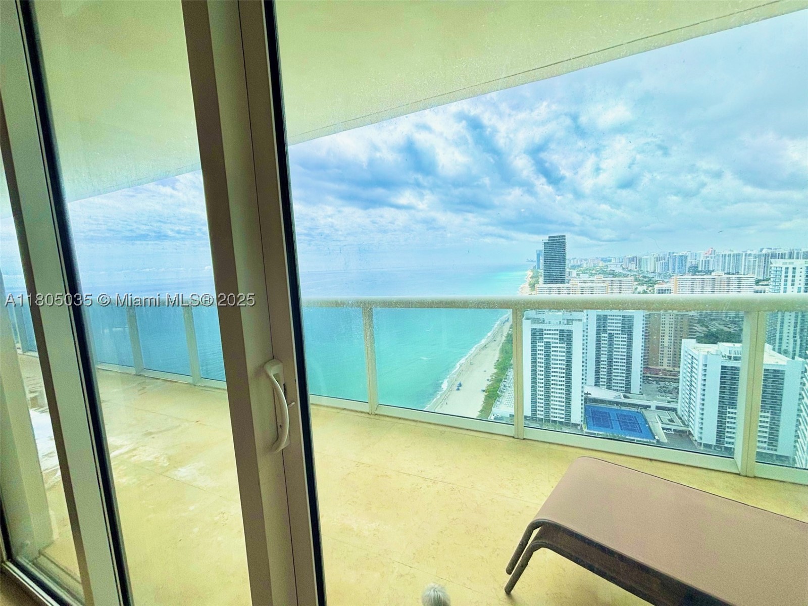 1830 S Ocean Dr #3702, Hallandale Beach FL 33009