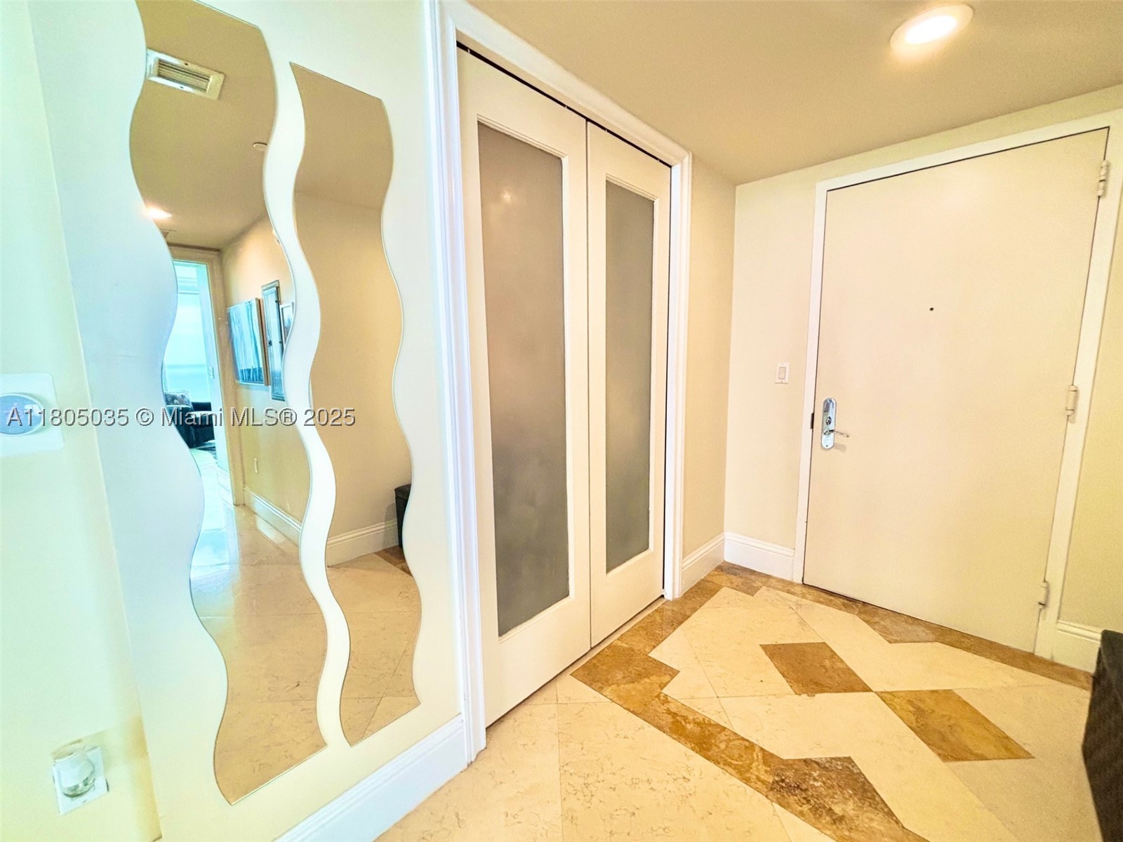 1830 S Ocean Dr #3702, Hallandale Beach FL 33009