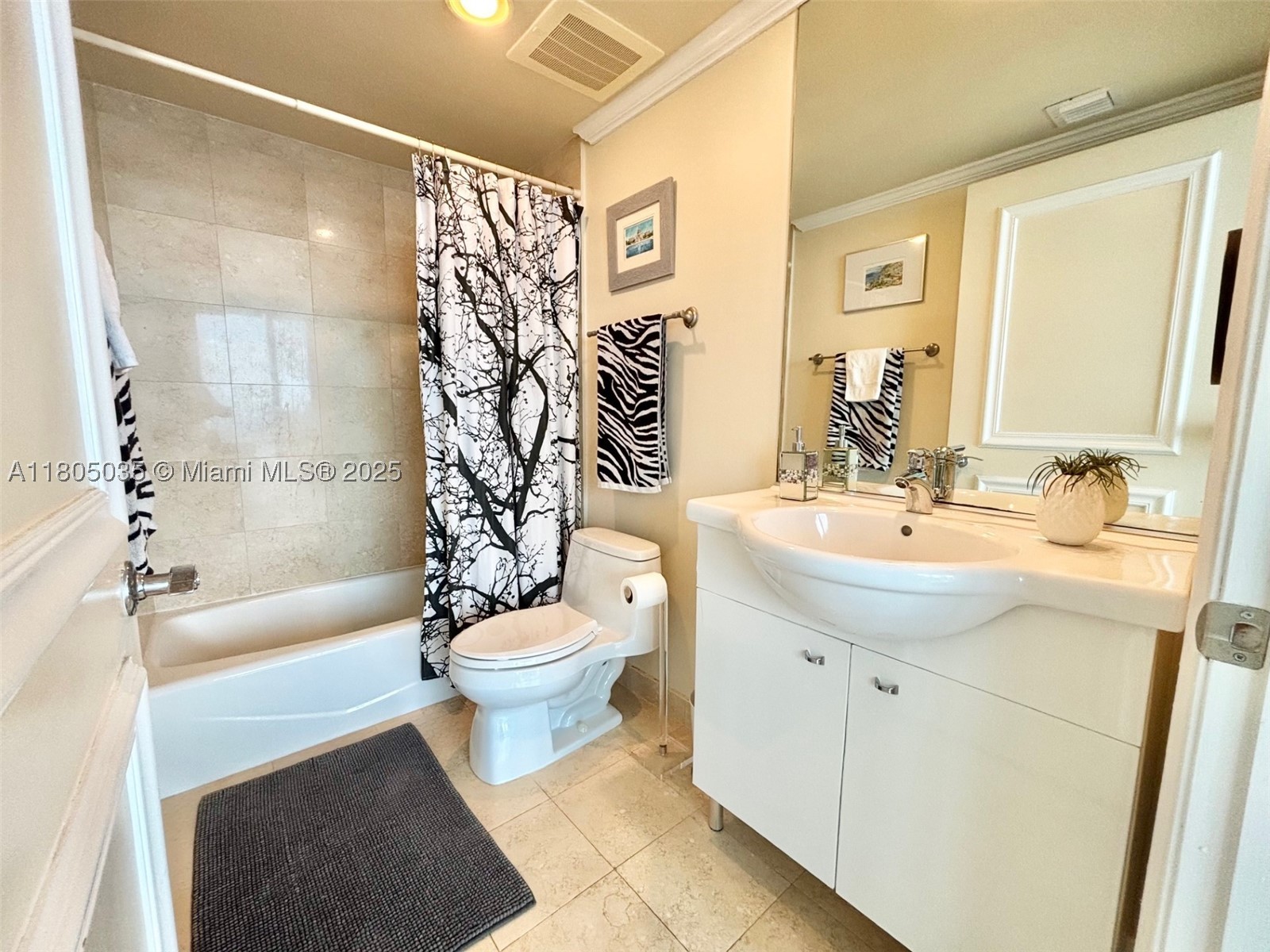 1830 S Ocean Dr #3702, Hallandale Beach FL 33009
