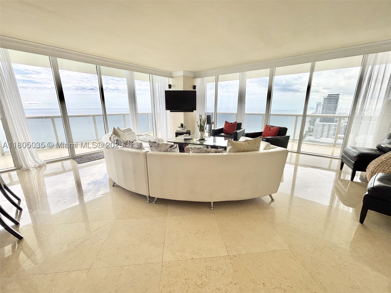 1830 S Ocean Dr #3702, Hallandale Beach FL 33009