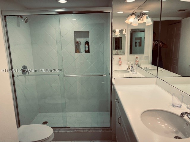 1000 W Island Blvd #2412, Aventura FL 33160