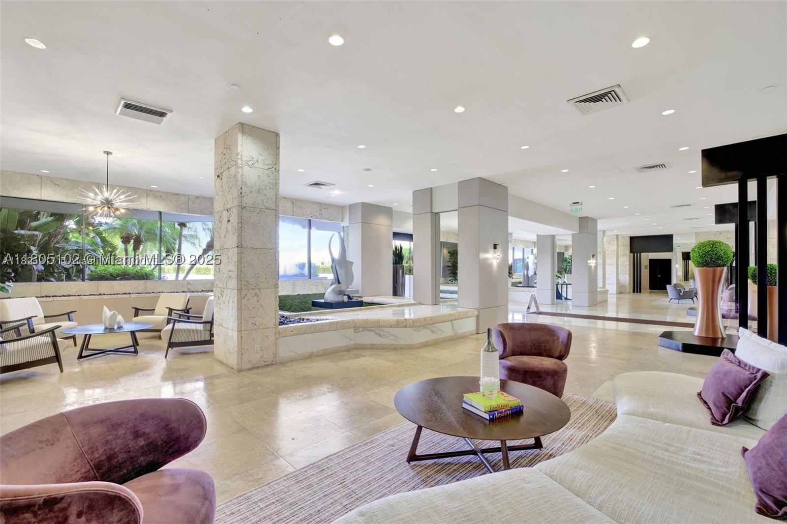 1000 W Island Blvd #2412, Aventura FL 33160