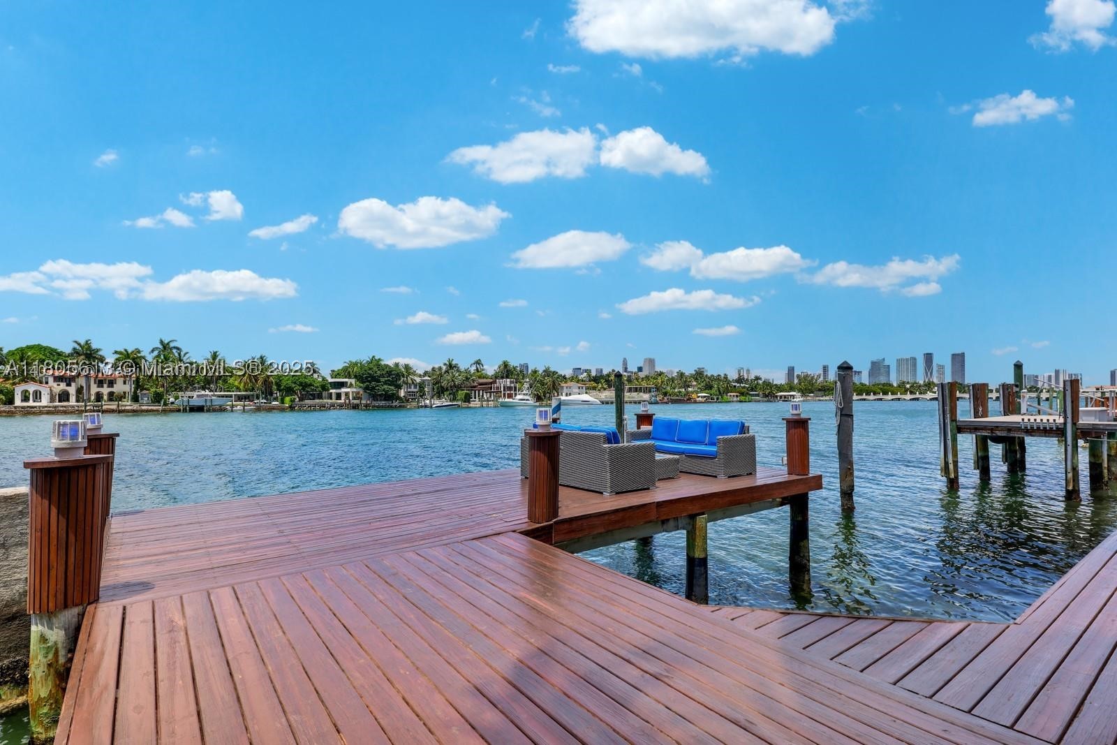 56 S Hibiscus Dr, Miami Beach FL 33139