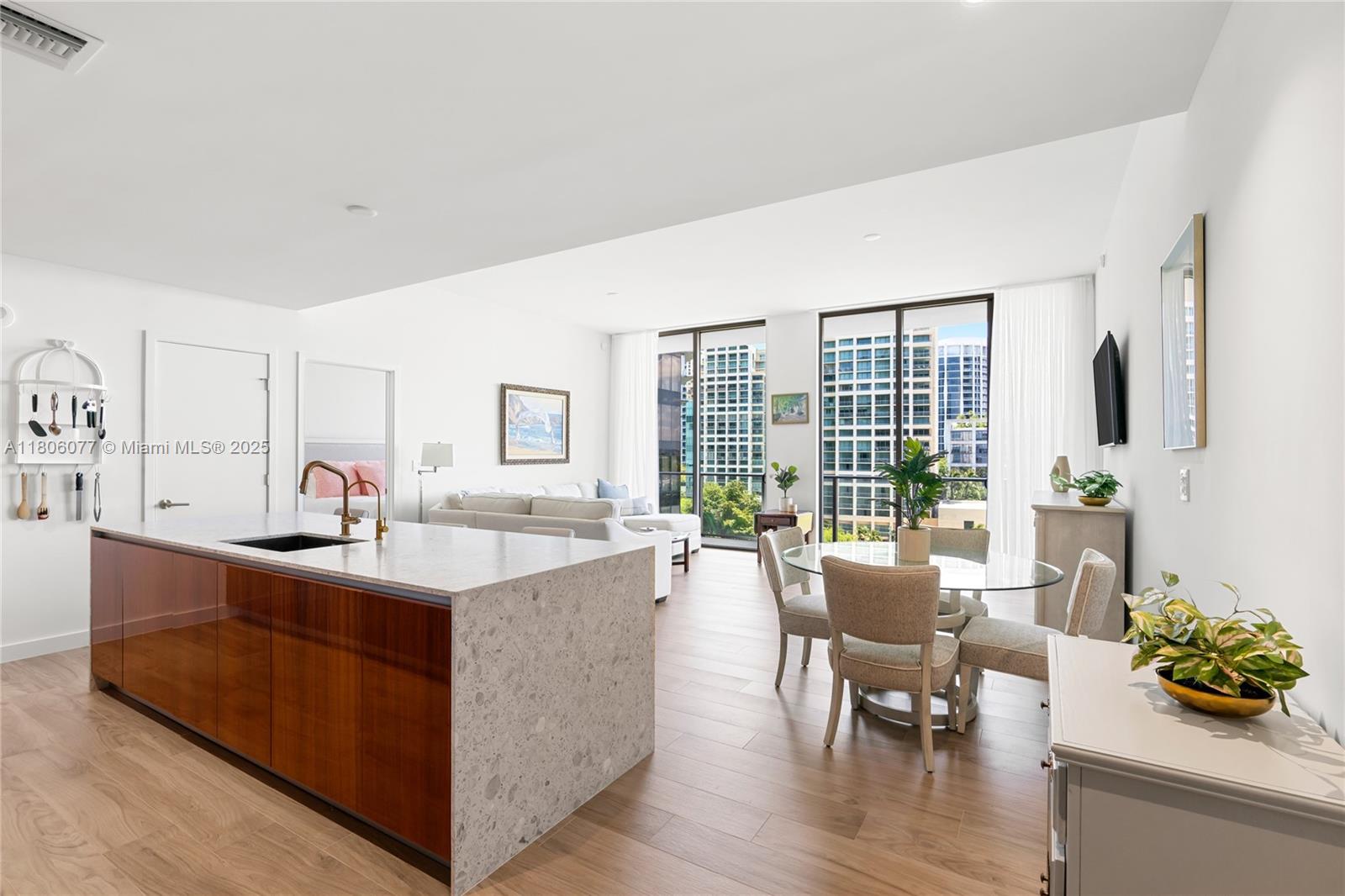 2678 Tigertail Ave #713, Miami FL 33133