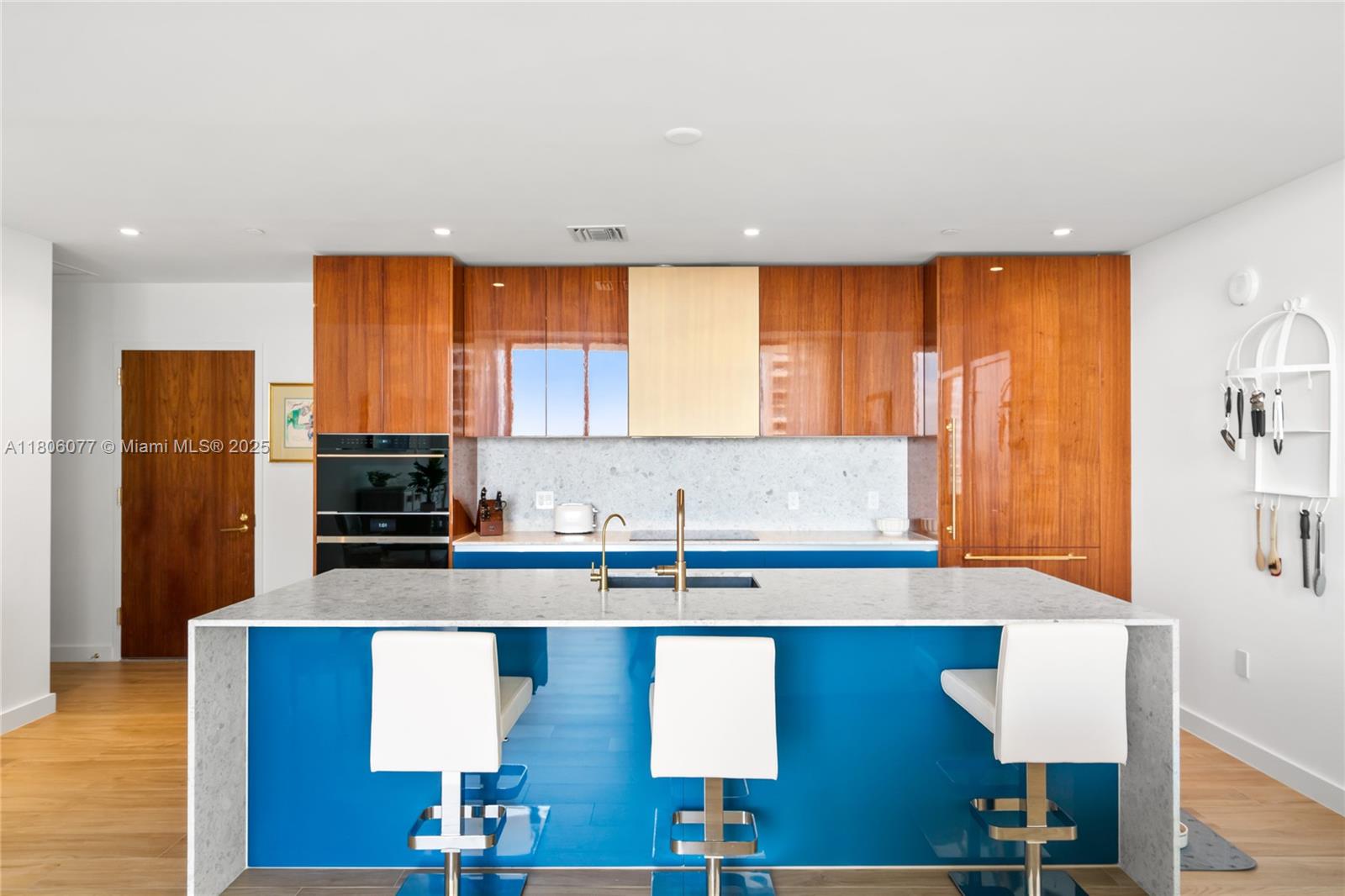 2678 Tigertail Ave #713, Miami FL 33133