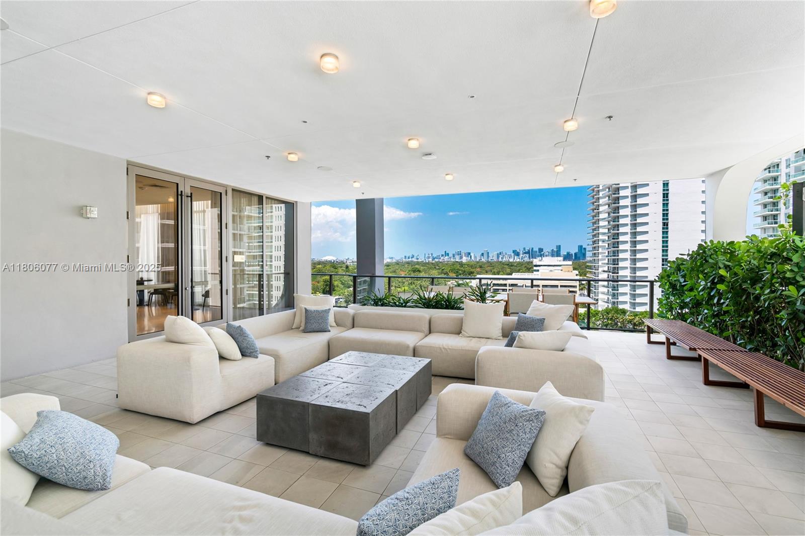 2678 Tigertail Ave #713, Miami FL 33133