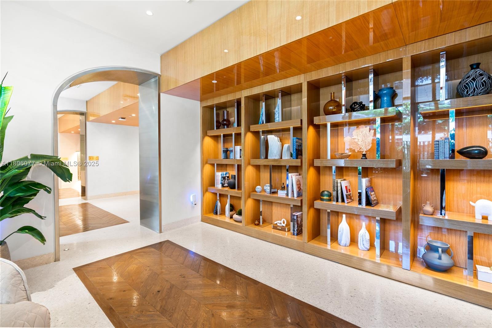 2678 Tigertail Ave #713, Miami FL 33133