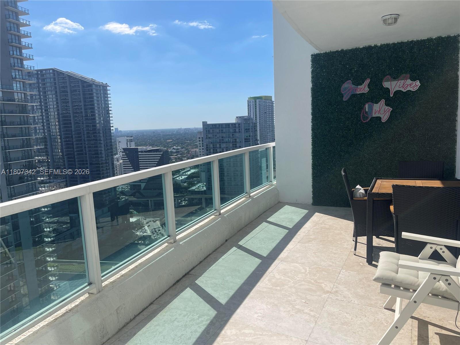 41 SE 5th St #2008, Miami FL 33131