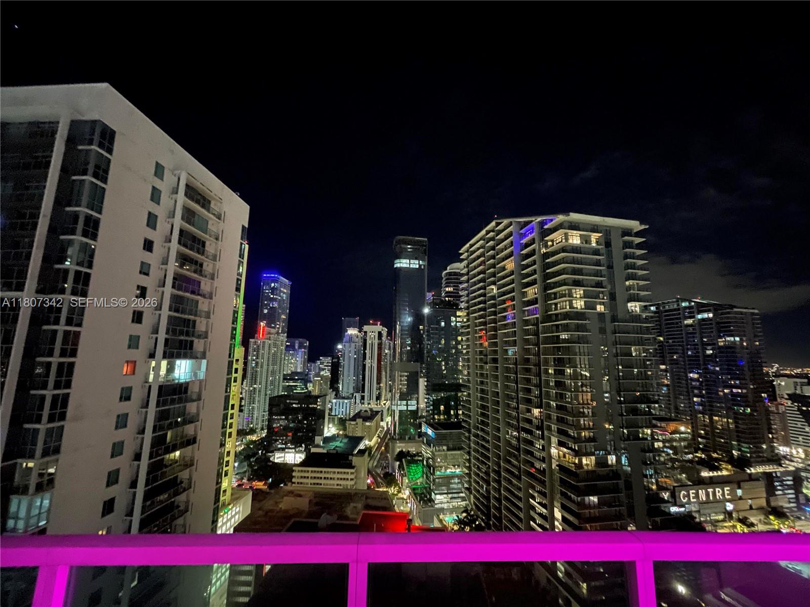 41 SE 5th St #2008, Miami FL 33131